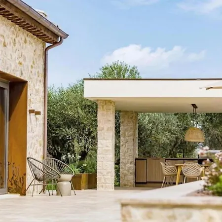 Il Momento Летний дом